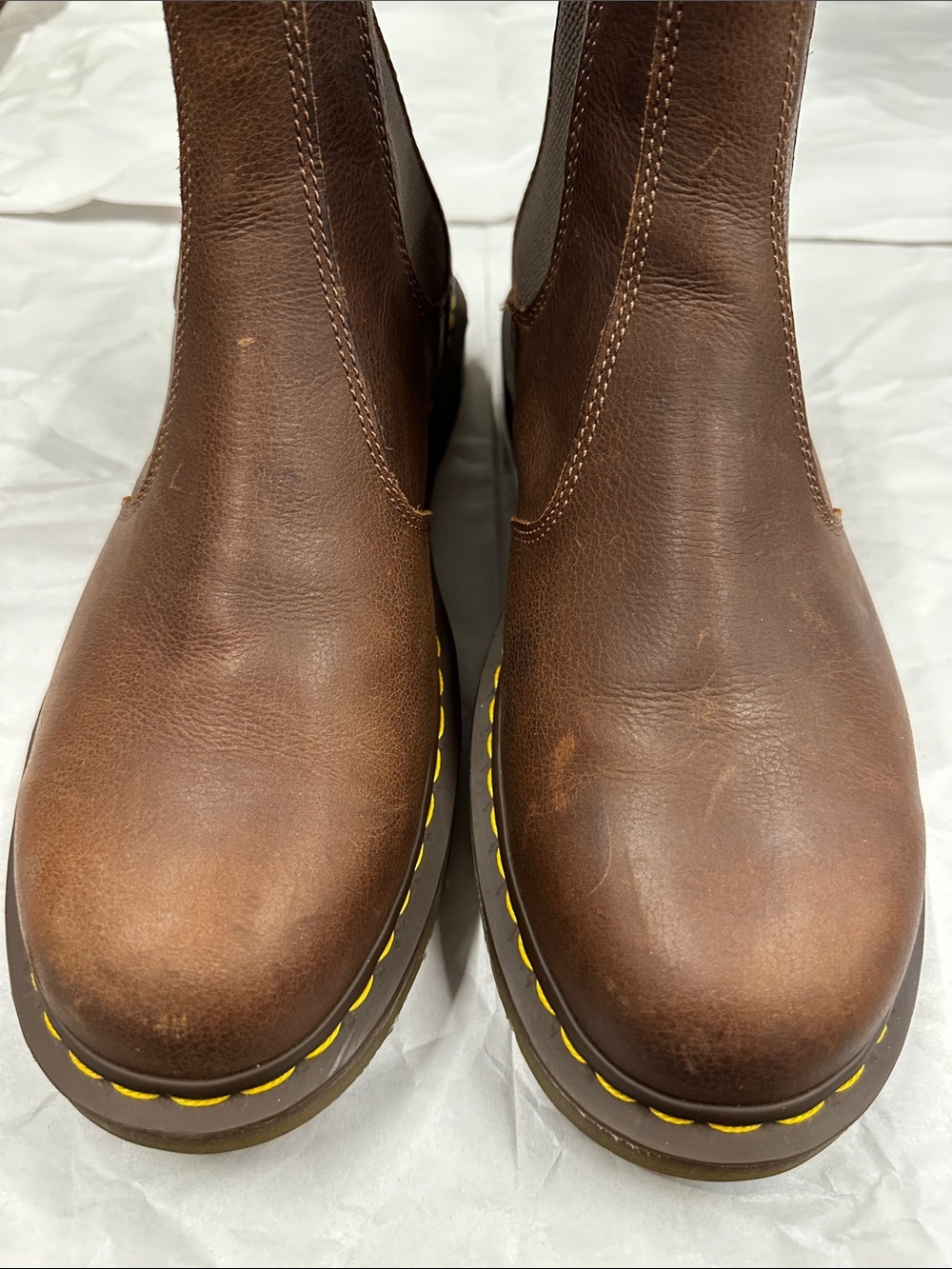 Dr. Martens Men’s Brown Chukka Chelsea Boots with Yellow Stitching size 11 - Picture 3 of 15